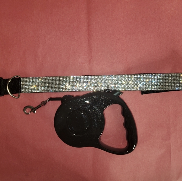 DOG Collar Cute Righnstones Pet Collar with Leash - Picture 2 of 2